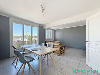  Appartement à louer 4 pièces 68 m²