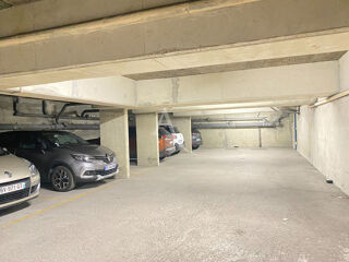  Parking / Garage � vendre 