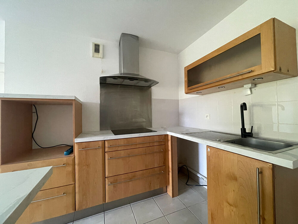 A vendre à Séné aux portes de Vannes appartement une chambre une place de parking ascenseur