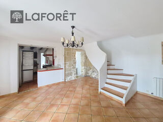  Maison � louer 7 pi�ces 173 m� Pelissanne