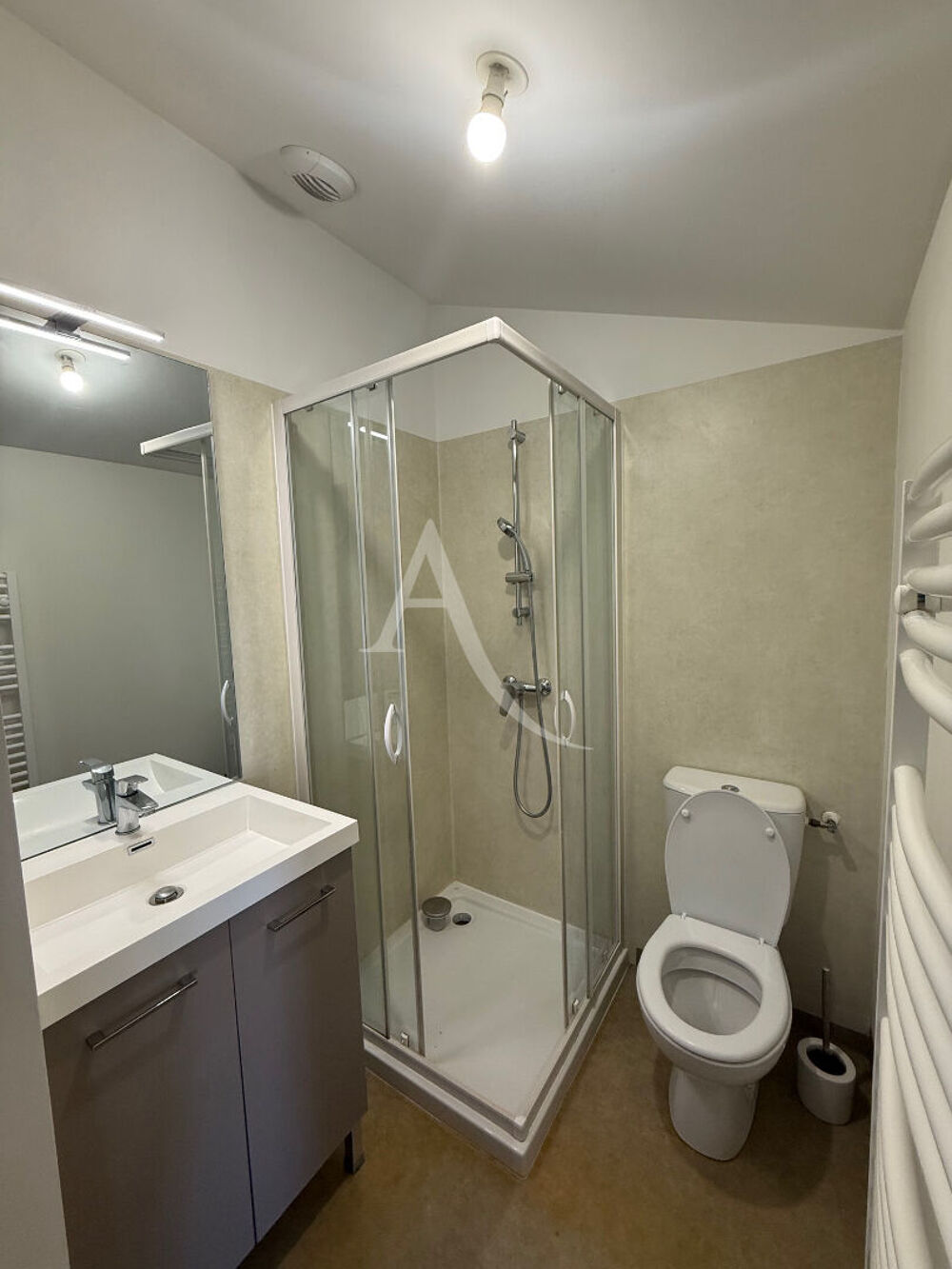 Location Appartement Appartement meublé La Roche Sur Yon 1 pièce(s) 11.43 m2 La roche sur yon