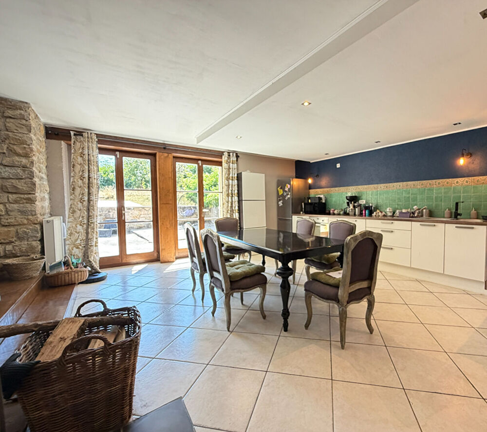 Maison en pierre à Montain 7 pièces / 5 chambres / 215 m²
