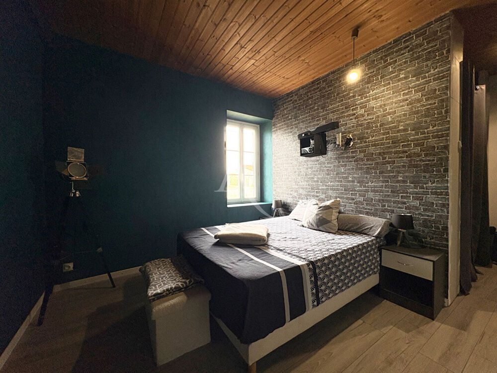 Vente Maison Maison 6 pièces - 4 chambres  - NALLIERS Nalliers
