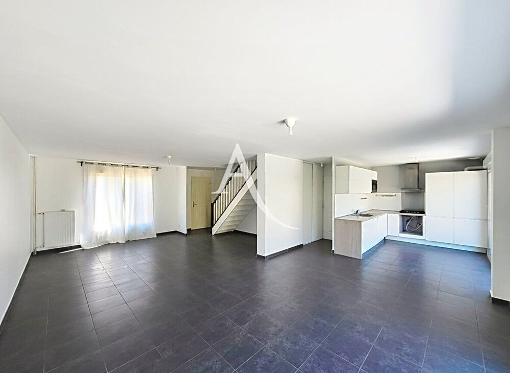 Maison récente 4 chambres