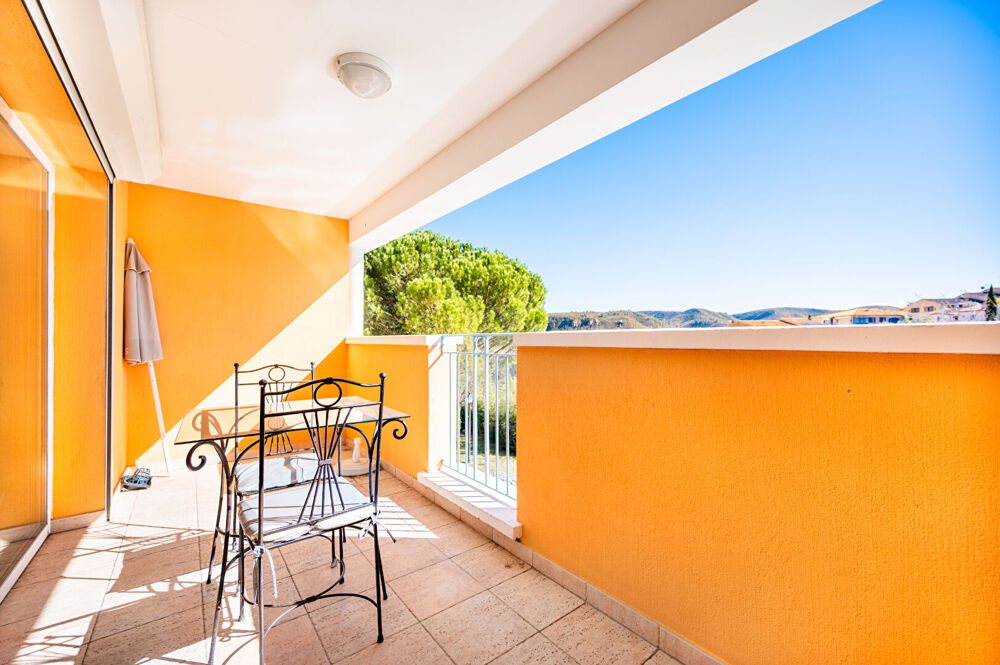 Vente Appartement Studio meublé avec loggia Résidence ODALYS à Gréoux-les-Bains Valensole