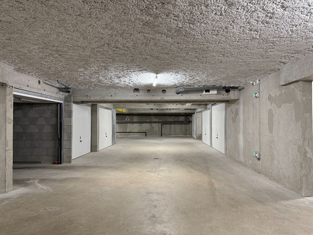 Vente Parking/Garage Garage scuris - Quartier de la Gare - Saint-Malo Saint malo