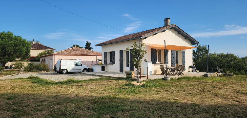 Vente Maison Ensemble immobilier avec potentiel de division parcellaire ou de construction supplémentaire sur près de 4 000 m² Maison de 51m² Moissac