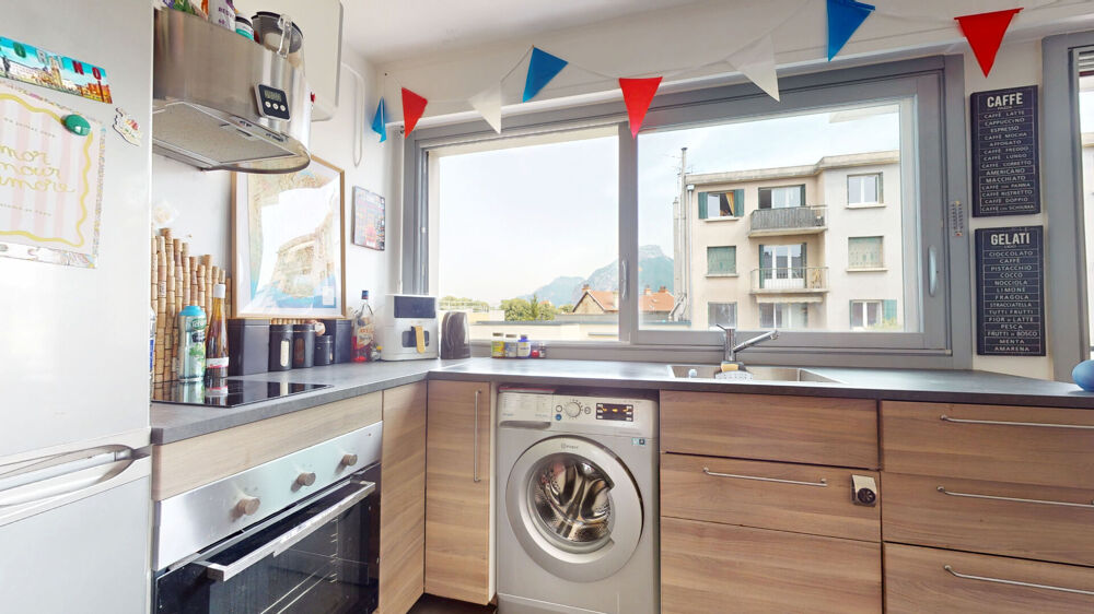 Vente Appartement Appartement Grenoble 2 pièces 40 m2 avec balcon et ascenseur Grenoble