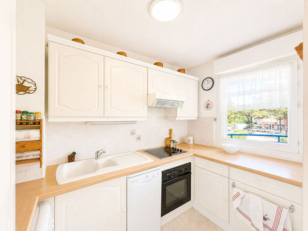 Vente Appartement FRÉJUS PLAGE T3 avec grande terrasse, piscine et garage à 5 min des plages Frejus