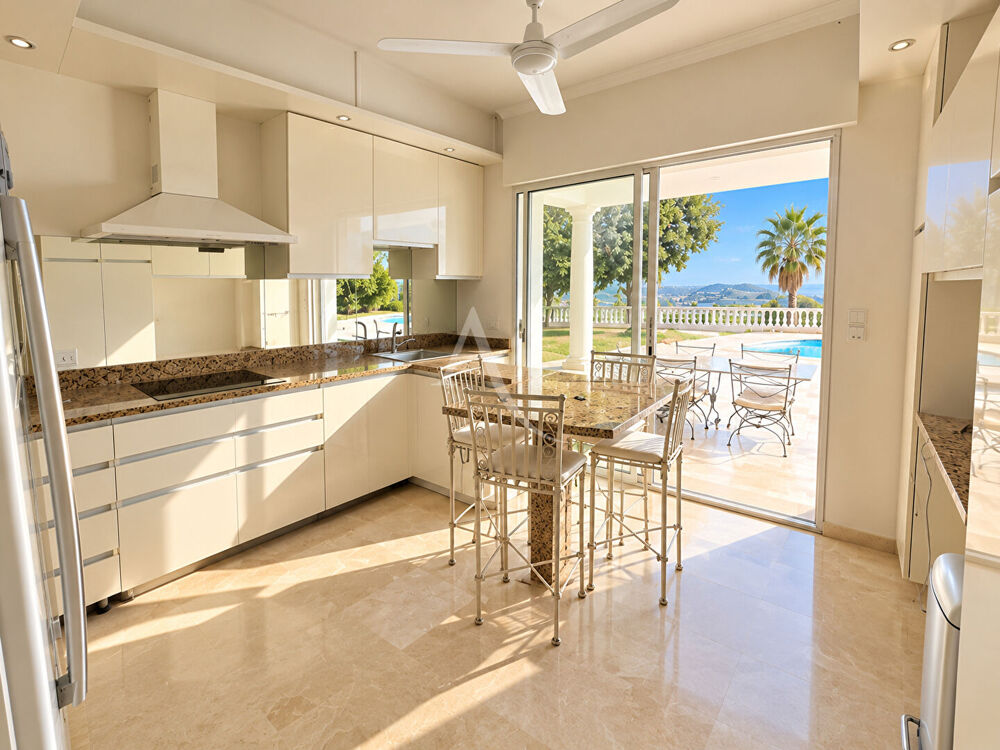 Vente Maison SECTEUR CASTELLARAS - PROPRIÉTÉ AVEC VUE MER, PISCINE & APPARTEMENT  3P INDÉPENDANT Pegomas