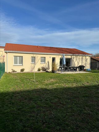  Maison 4 pices 86 m Parentignat