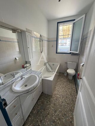  Maison à louer 4 pièces 118 m²
