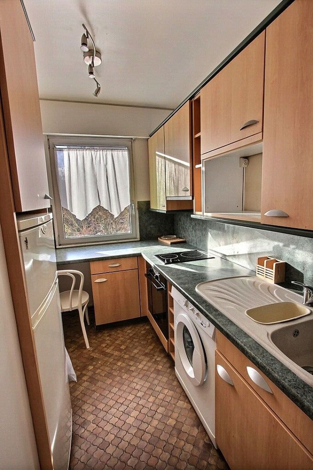 Location Appartement Appartement Courbevoie 2 pièces 47.82m2 - 1 387.99  CC - Meublé Courbevoie