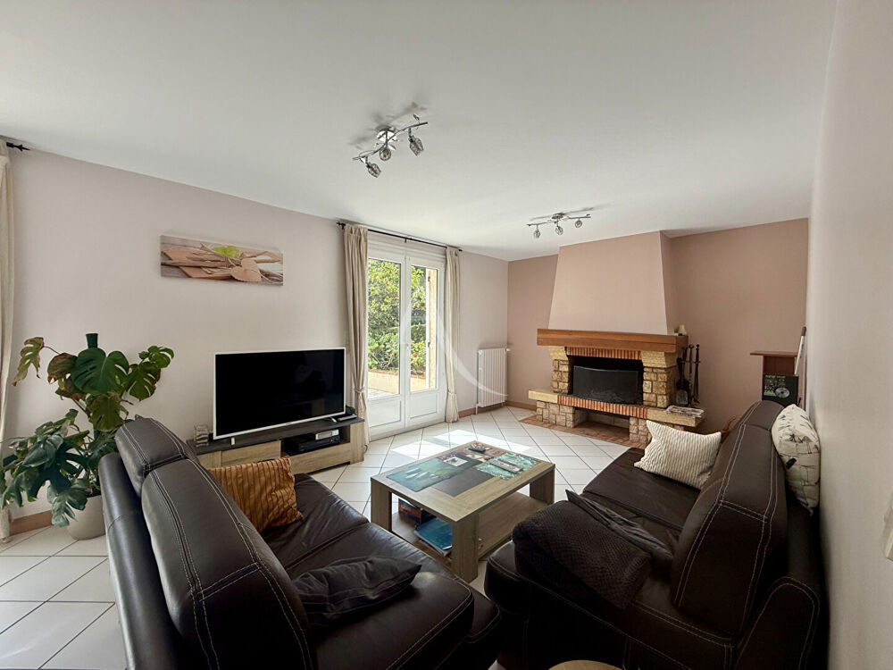 Vente Maison Maison Amilly 6 pièces 140 m2 Amilly