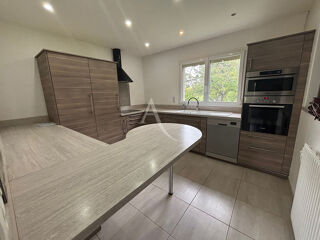  Maison  vendre 7 pices 165 m