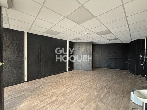   Local commercial Canet En Roussillon 1 pièce 30 m2 