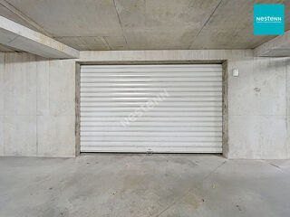 Parking / Garage - 1 pièce(s) - 25 m²