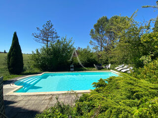  Villa à vendre 15 + pièces 503 m²