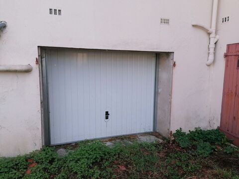 A Louer Garage Fermé 28.60 M² 55 71300 Montceau-les-mines