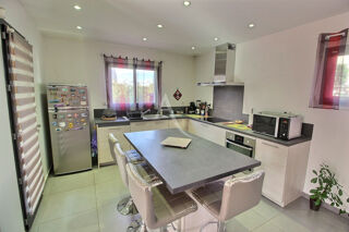  Maison � vendre 4 pi�ces 115 m�