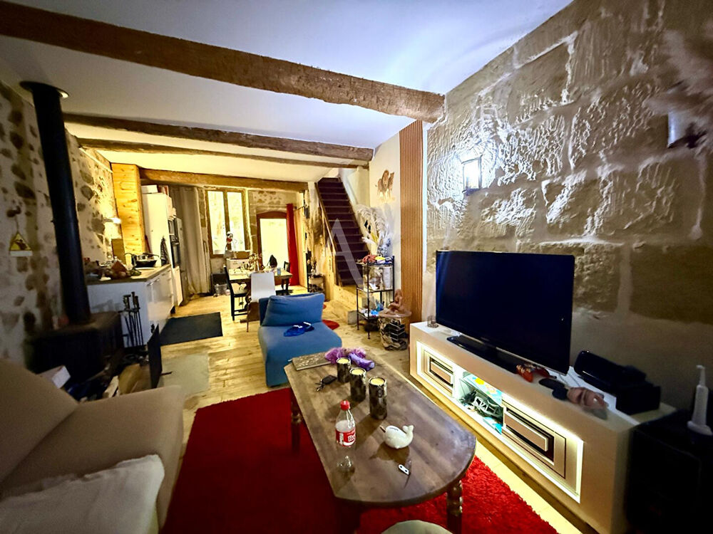 Pomerols maison de 90 m² T3 avec 30m² de cour