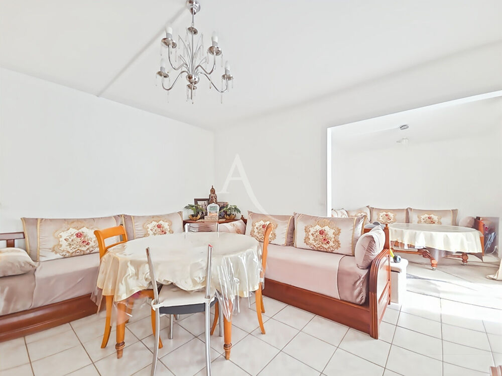 Vente Appartement Appartement 5 pièces 93 m² balcon cave et parking Les mureaux