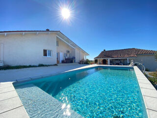  Maison  vendre 8 pices 217 m