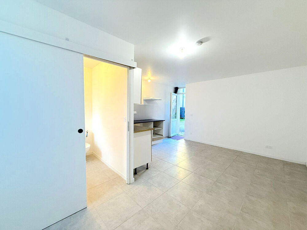 A LOUER APPARTEMENT DE TYPE 1 - MONTGUYON CENTRE