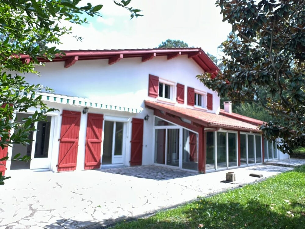 Maison Ahetze 6 pièce(s) 0191 m2
