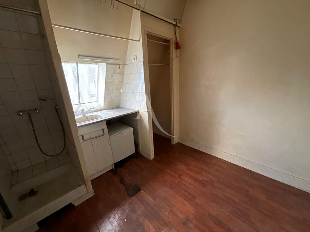 Vente Appartement Chambre de bonne à rénover 6,52 m2 Métro RENNES Paris 6