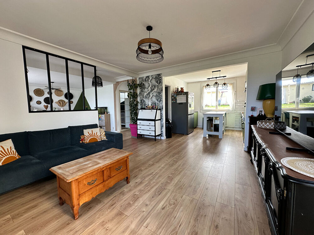 Vente Maison MAISON FAMILIALE ENTIÈREMENT RÉNOVÉE AVEC 5 CHAMBRES - SAINT-BRIEUC Saint brieuc