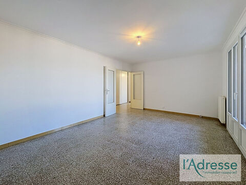   AJACCIO ? Appartement F2 de 58 m² avec balcon, cave et parking Appartement - 2 pièce(s) - 58 m²