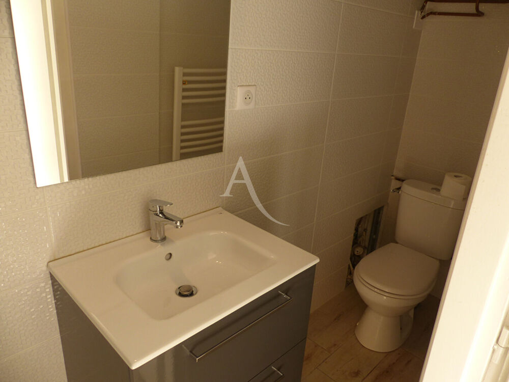 Location Appartement Appartement Nimes 1 pièce 21.57 m2 Nimes