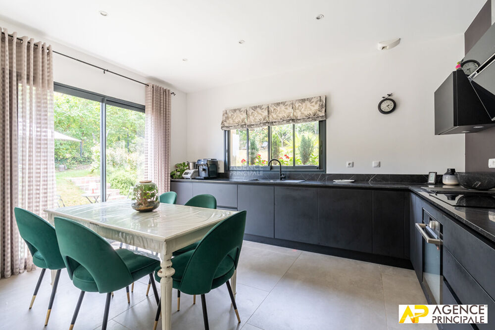 à vendre  Maison Le Mesnil-le-Roi (78600)