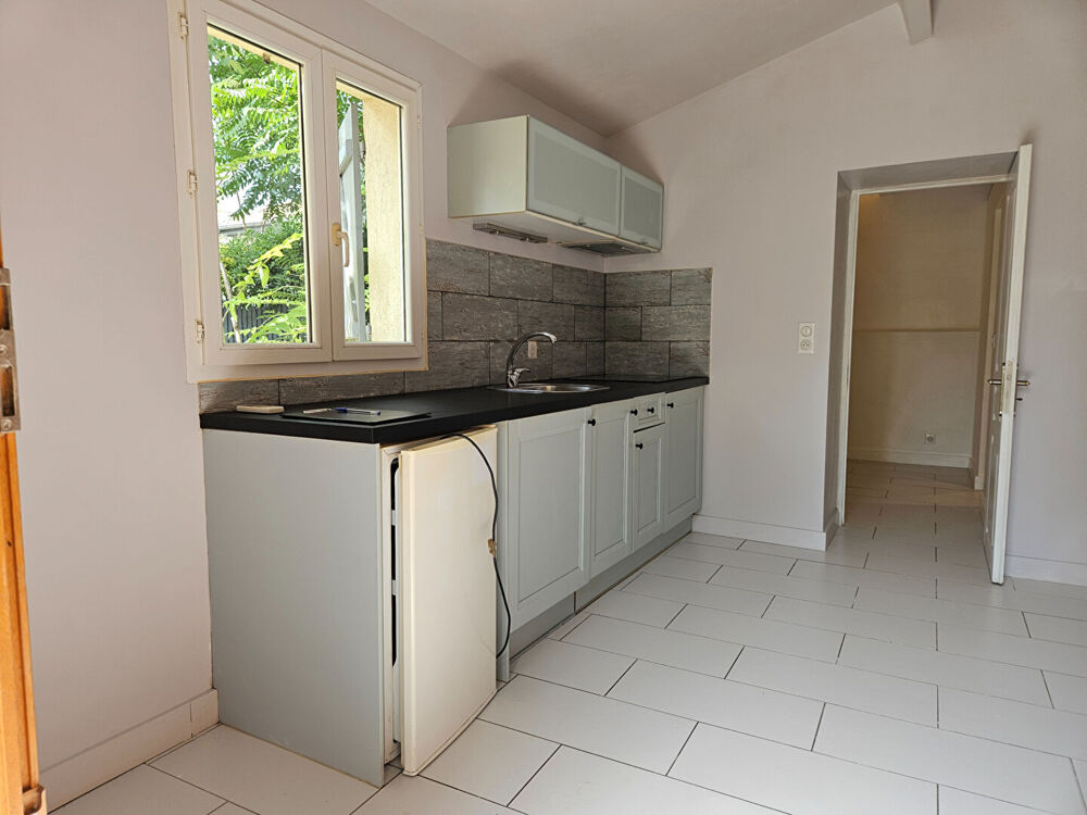 Location Appartement Appartement Type 2 et terrasse Aix en provence