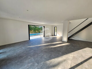  Maison � vendre 4 pi�ces 151 m�