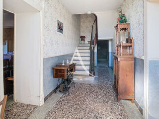  Maison � vendre 10 pi�ces 240 m�