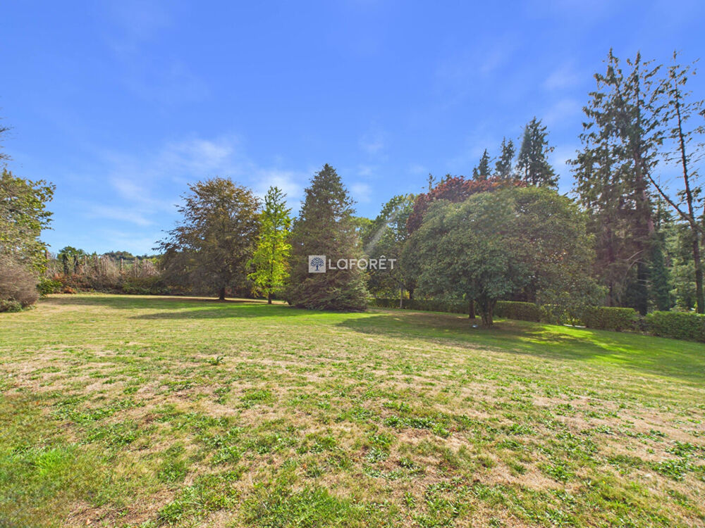 Maison CHATEAULIN 10 Pièces 253.77 m²