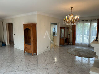  Maison � vendre 8 pi�ces 165 m�