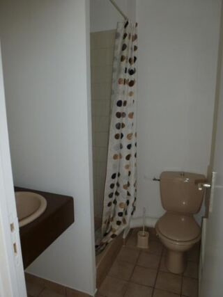  Appartement à louer 2 pièces 27 m²