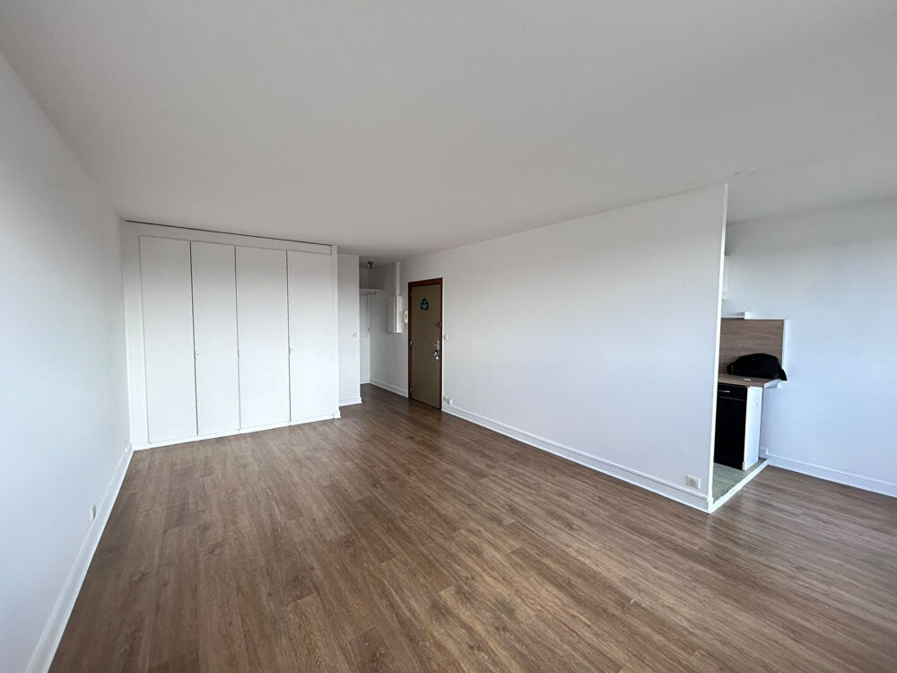 Location Appartement Studio au 5ème étage : votre nouveau nid urbain vous attend ! Meaux