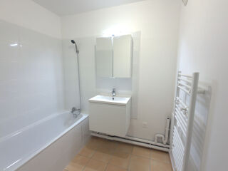  Appartement à louer 2 pièces 42 m²
