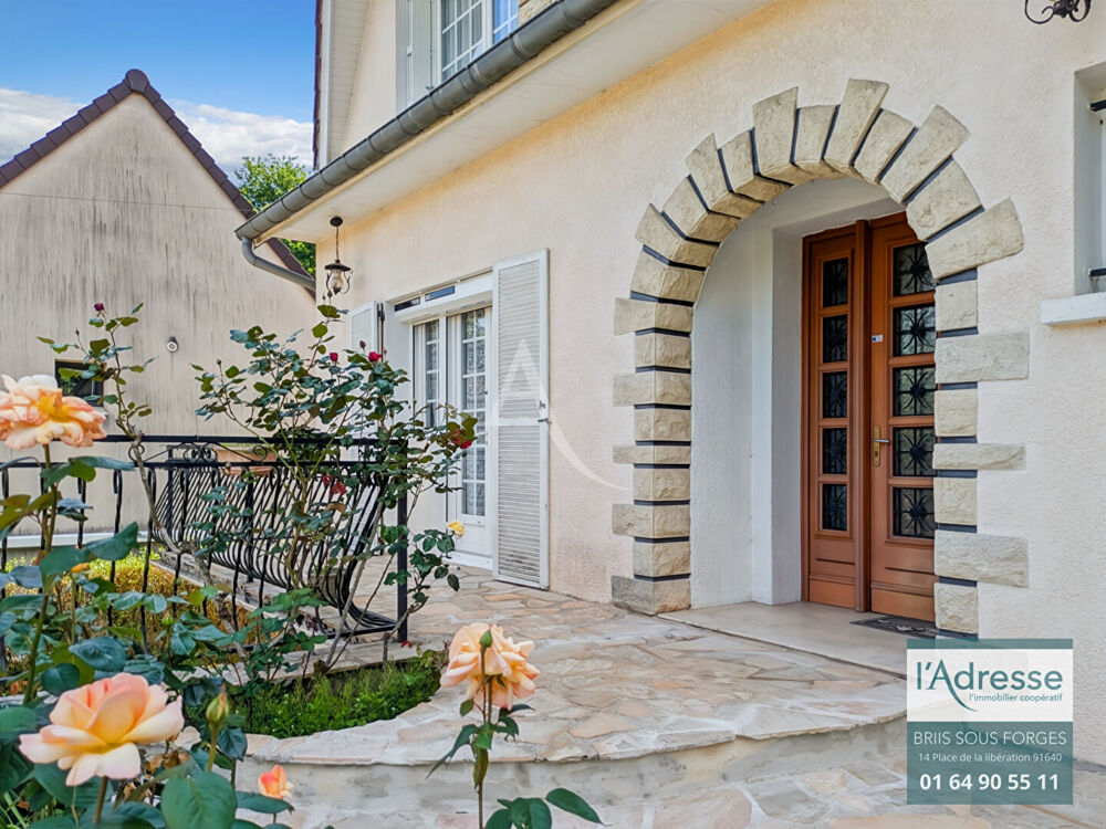 Belle maison familiale 230m² 6 chambres sous sol total 1590m² de terrain