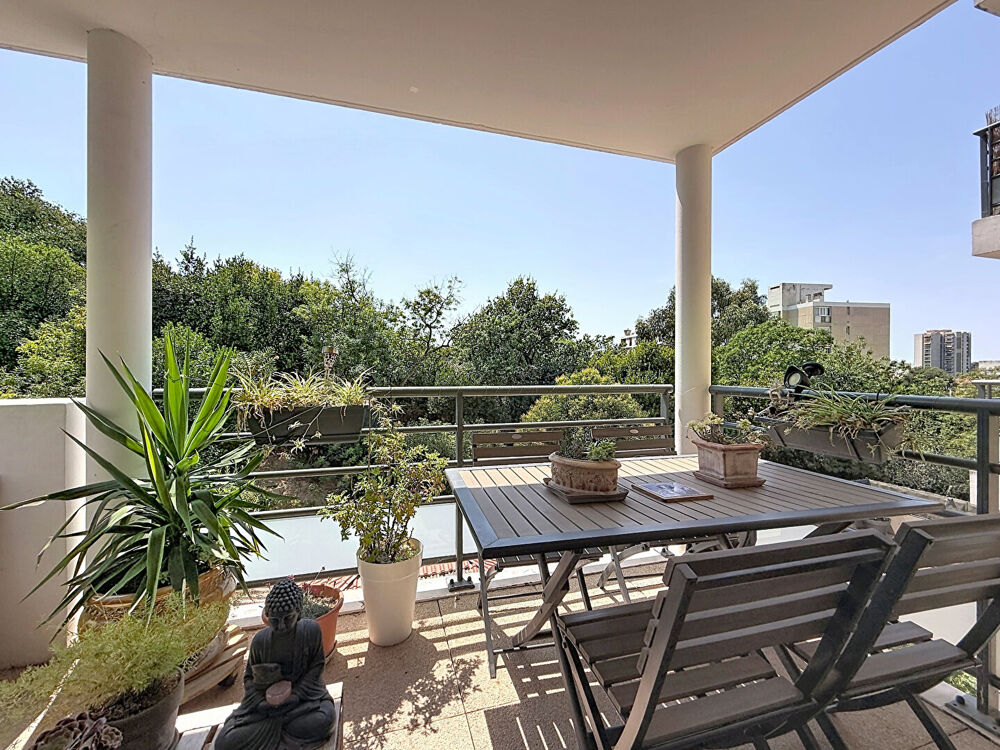 A vendre Appartement 3 pièces à Marseille Saint-Tronc 13010- Lumineux, au calme absolu