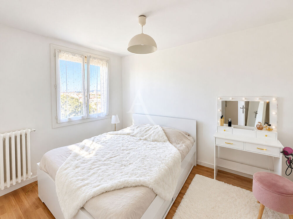 Location Appartement Sainte Marguerite Appartement T3 de 58.82 m2 avec balcon et cave Marseille 9