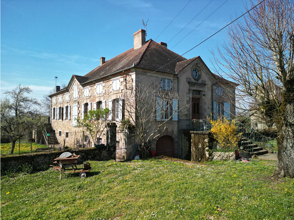 Vente Maison Maison La Chapelle Aux Saints 9 pièce(s) 220.85 m2 La chapelle aux saints