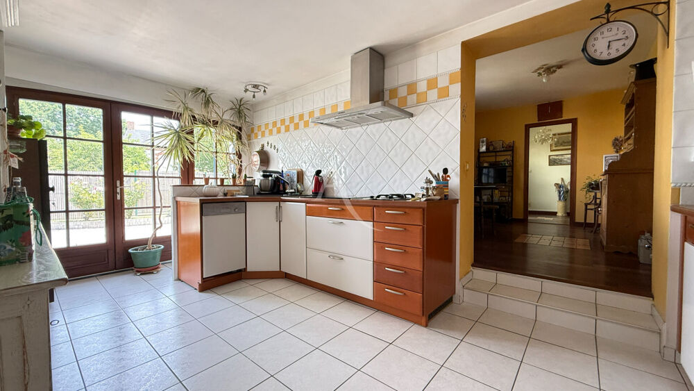 Vente Maison LA ROCHE SUR YON Maison 5 chambres sur terrain 1700 m² - EXCLUSIVITE AMANDA La roche sur yon