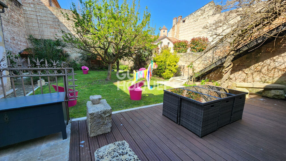 Vente Maison Maison  Hyper centre d'Agen 5 pièces 175.72 m2 Agen