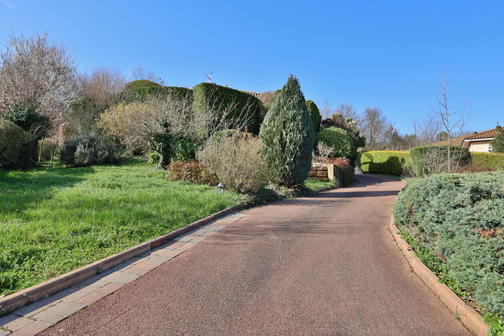 � vendre  Maison Saint-Didier-au-Mont-d'Or (69370)