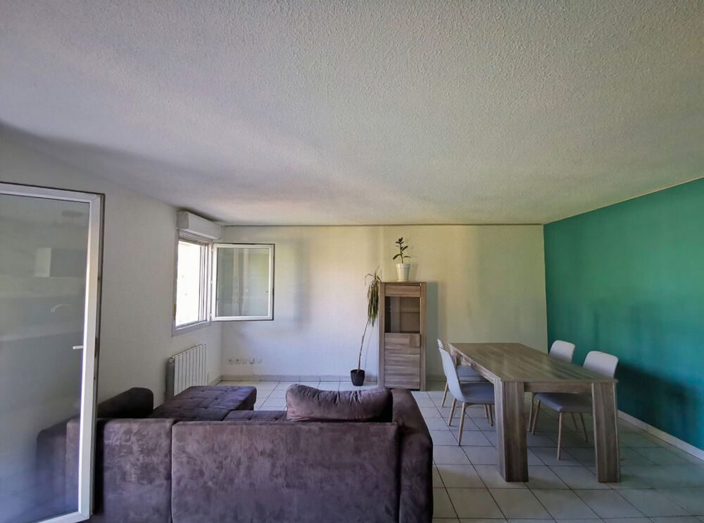 Appartement T3 de 62 m² situé à Avignon avec balcon et place de parking privative